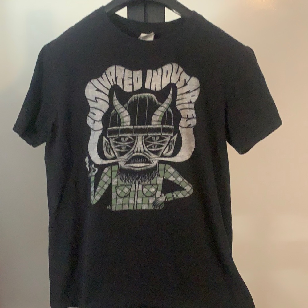 Martin Ontiveros “Cultivated Industries” M T-Shirt